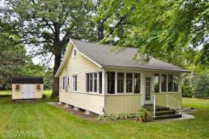 13757 Big Oak Ln, Harbert, MI 49115 photo 1