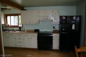 232 E Grn, Olivet, MI 49076 photo 7