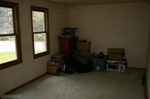 232 E Grn, Olivet, MI 49076 photo 16