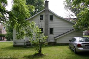 232 E Grn, Olivet, MI 49076 photo 2