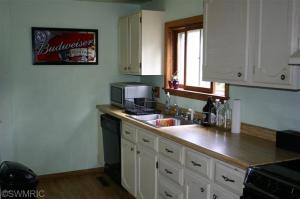 232 E Grn, Olivet, MI 49076 photo 6