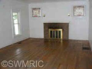 220 Marshall, Coldwater, MI 49036 photo 2