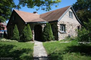 116 W Bennett St, Three Rivers, MI 49093 photo 1