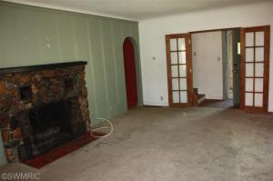 116 W Bennett St, Three Rivers, MI 49093 photo 2