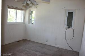 116 W Bennett St, Three Rivers, MI 49093 photo 8