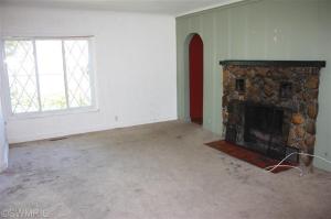 116 W Bennett St, Three Rivers, MI 49093 photo 4