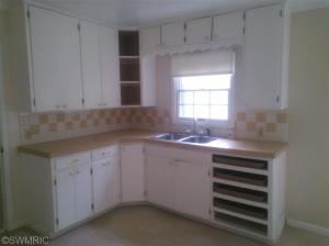 940 E Second St, Lawton, MI 49065 photo 5