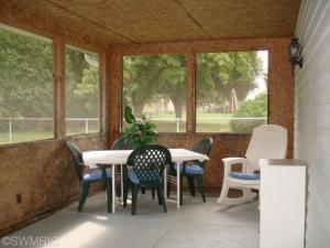 1031 Rose St, Marshall, MI 49068 photo 2