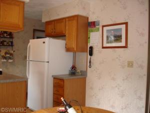 1031 Rose St, Marshall, MI 49068 photo 14