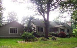 15383 Leonard Rd, Spring Lake, MI 49456 photo 2