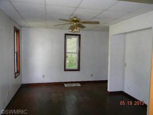 116 E Day St, Stanton, MI 48888 photo 6