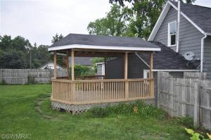 909 S Bridge St, Belding, MI 48809 photo 16