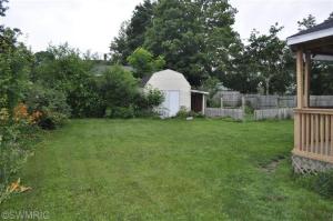 909 S Bridge St, Belding, MI 48809 photo 17