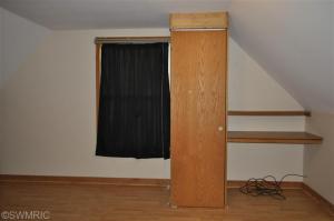 909 S Bridge St, Belding, MI 48809 photo 13