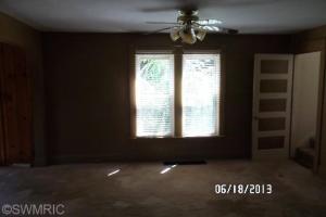 157 W 1st Ave, Plainwell, MI 49080 photo 5