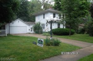 157 W 1st Ave, Plainwell, MI 49080 photo 1