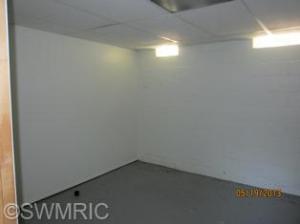 347 8th St, Plainwell, MI 49080 photo 9
