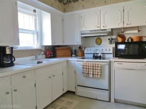 412 E Hoffman St, Three Rivers, MI 49093 photo 10