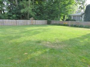 412 E Hoffman St, Three Rivers, MI 49093 photo 7