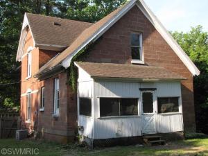 505 E South St, Cassopolis, MI 49031 photo 5