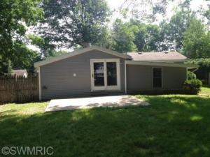 204 Cherry St, Schoolcraft, MI 49087 photo 2