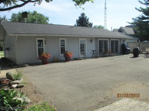 110 Elm St, Reading, MI 49274 photo 1