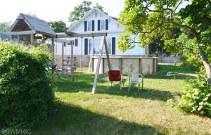 176 Exchange St, Grant, MI 49327 photo 4