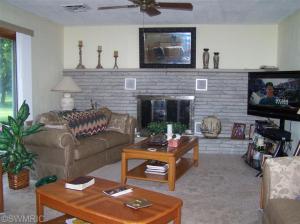 323 E Grant St, Bronson, MI 49028 photo 2