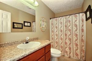 1207 Comstock Dr, Marshall, MI 49068 photo 13
