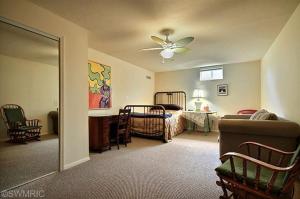 1207 Comstock Dr, Marshall, MI 49068 photo 16