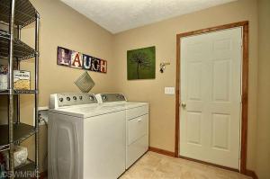 1207 Comstock Dr, Marshall, MI 49068 photo 18