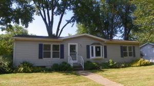 602 Hill St, Three Rivers, MI 49093 photo 1