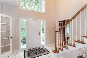 7828 Timber Canyon Dr SE, Ada, MI 49301 photo 3