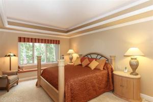 7828 Timber Canyon Dr SE, Ada, MI 49301 photo 13