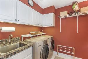 7828 Timber Canyon Dr SE, Ada, MI 49301 photo 12