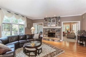 7828 Timber Canyon Dr SE, Ada, MI 49301 photo 7