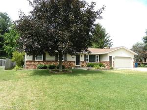 7561 Windgate Dr, Jenison, MI 49428 photo 2
