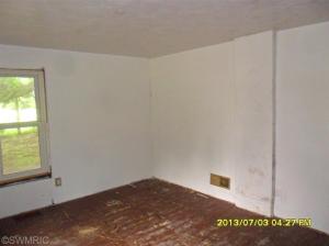 2965 W Front, Buchanan, MI 49107 photo 9