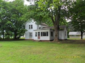 2965 W Front, Buchanan, MI 49107 photo 1