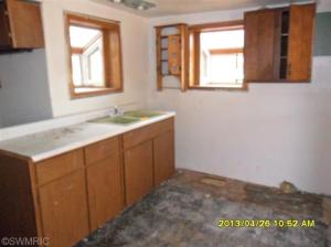 2965 W Front, Buchanan, MI 49107 photo 4