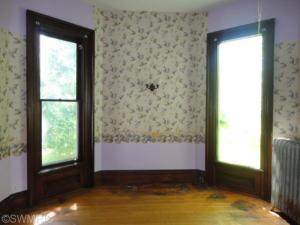 161 E Main St, Ionia, MI 48846 photo 13