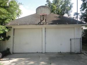 161 E Main St, Ionia, MI 48846 photo 3
