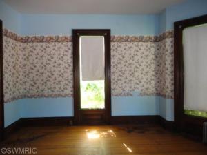 161 E Main St, Ionia, MI 48846 photo 11