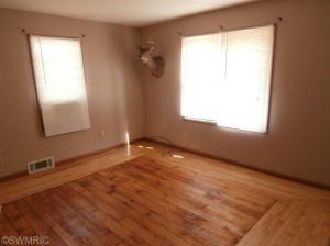 222 Third Ave, Manistee, MI 49660 photo 9