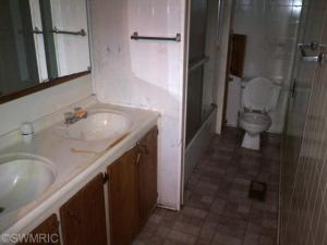720 S Washington St, Constantine, MI 49042 photo 4