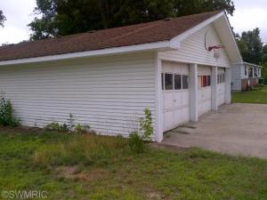 720 S Washington St, Constantine, MI 49042 photo 2