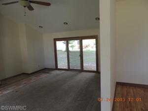 1382 E 120th St, Grant, MI 49327 photo 6