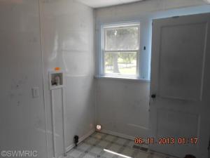 312 Cecil Ave, Buchanan, MI 49107 photo 6