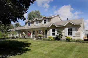 1421 E Rishel Rd, Sturgis, MI 49091 photo 1
