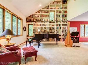 525 Roundtree Ln NE, Ada, MI 49301 photo 11